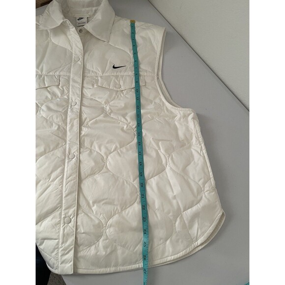 Nike Womens Sportswear Essential Vest White NWT Sz Large Snap FB8737-133 $90 - Picture 5 of 13